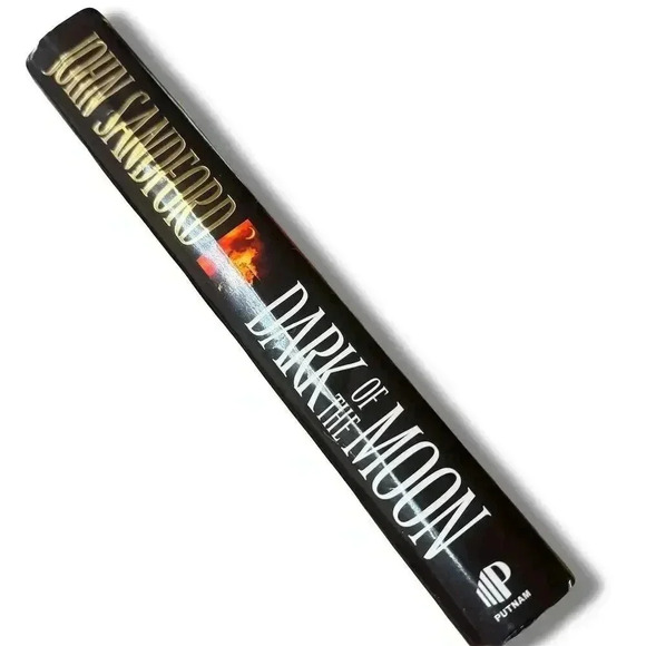Dark of the Moon by John Sandford Hardcover Novel 2007 Fiction - Picture 2 of 5